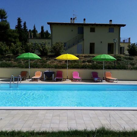 Agriturismo Terra Dei Falchi Castilenti Buitenkant foto